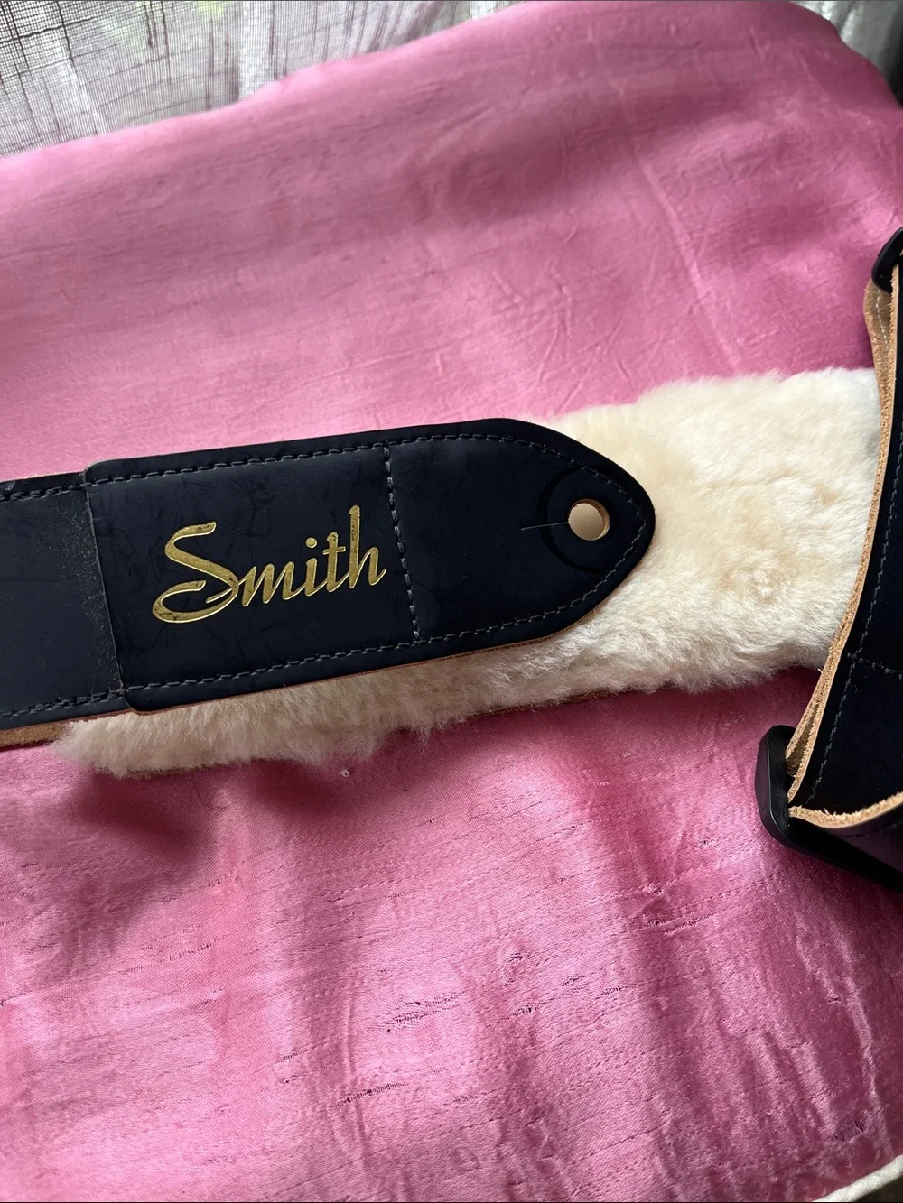 SMITH Black Leather Guitar Strap with Shearling Lining and Gold Logo